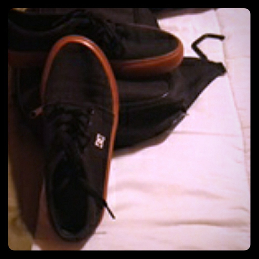 DG sneakers